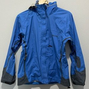 Women’s marmot rain jacket size medium